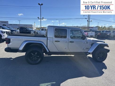 Used 2020 Jeep Gladiator Rubicon image 5