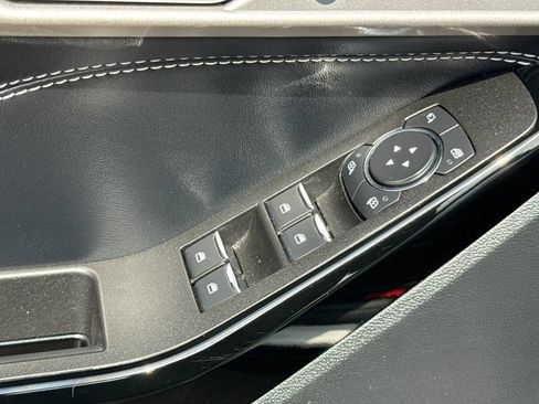 Used 2022 Ford Explorer ST w/ Equipment Group 401A RWD image 13