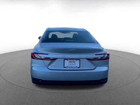 Used 2025 Toyota Camry LE image 14