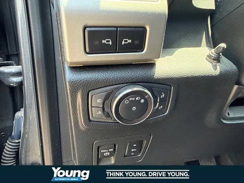 Used 2019 Ford F150 Lariat w/ Equipment Group 502A Luxury AWD/4WD image 22