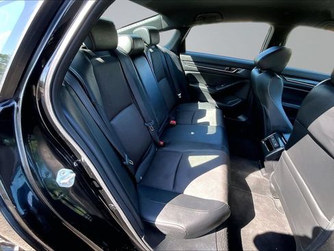 Used 2021 Honda Accord Sport image 14