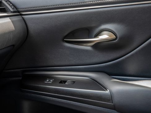 Used 2020 Lexus ES 350 w/ Premium Package FWD image 24