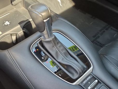 Used 2025 Honda HR-V EX-L image 24