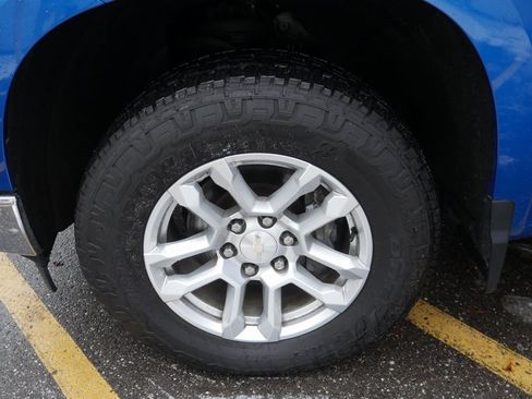 Used 2022 Chevrolet Silverado 1500 LT w/ Z71 Off-Road Package image 31