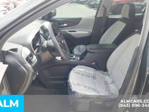 Used 2019 Chevrolet Equinox LS FWD image 6