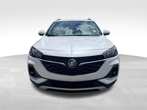 Used 2022 Buick Encore GX Select w/ Advanced Technology Package FWD image 2