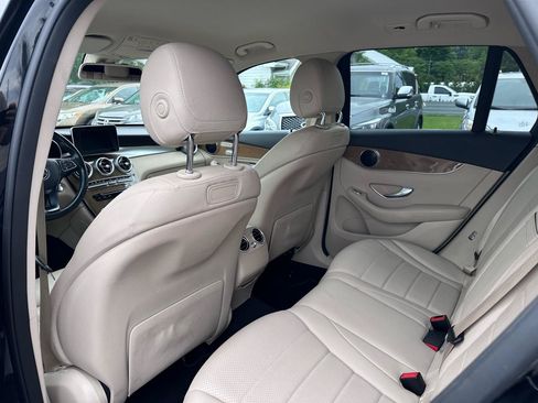 Used 2018 Mercedes-Benz GLC 300 image 16