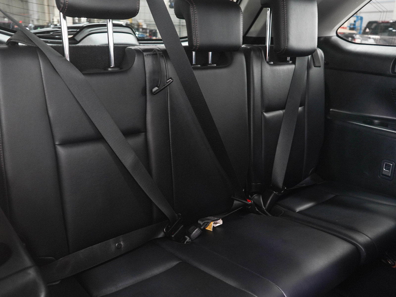 Used 2018 Toyota Highlander XLE AWD/4WD image 15