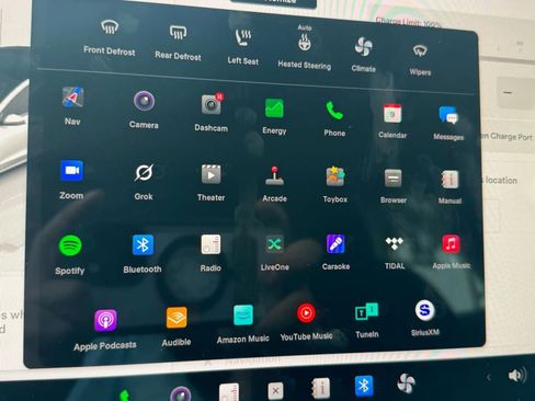 Used 2023 Tesla Model 3 Standard Range image 21