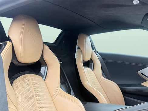 Used 2021 Chevrolet Corvette Stingray Premium Conv w/ Z51 Performance Package RWD image 49