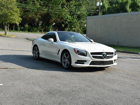 Used 2016 Mercedes-Benz SL 550 image 13