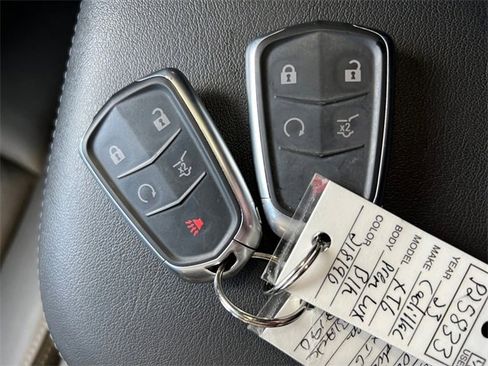 Certified 2023 Cadillac XT6 Premium Luxury w/ LPO, Floor Liner Package image 29