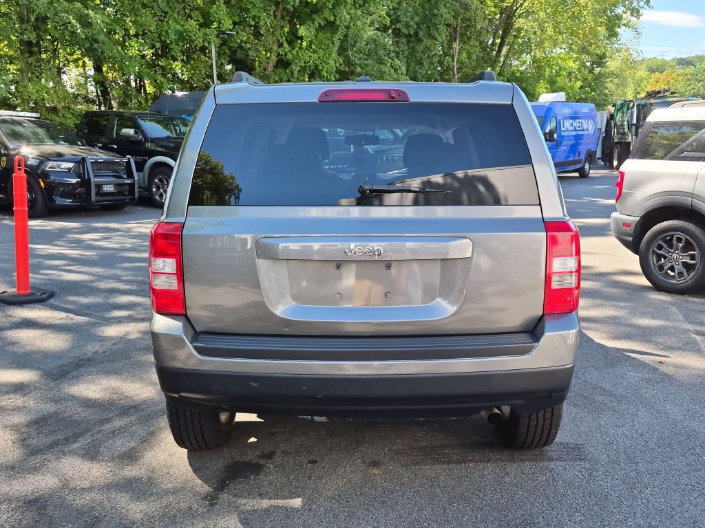 Used 2012 Jeep Patriot Sport w/ PWR Value Group AWD/4WD image 3