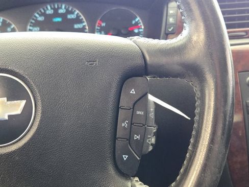 Used 2007 Chevrolet Impala LTZ image 24