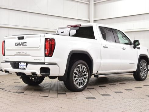 Used 2024 GMC Sierra 1500 Denali Ultimate AWD/4WD image 8