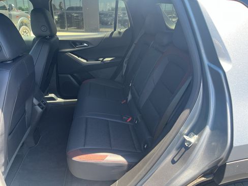 Used 2025 Chevrolet Equinox RS FWD image 35