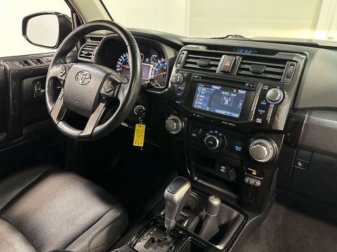 Used 2019 Toyota 4Runner TRD Pro AWD/4WD image 96