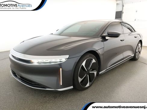 Used 2023 Lucid Air Touring image 1