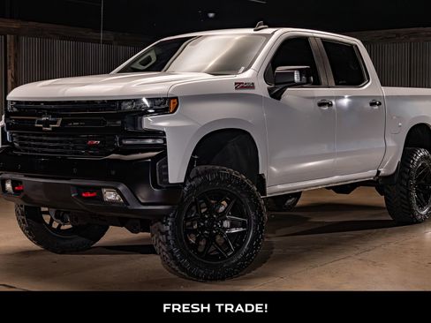 Used 2021 Chevrolet Silverado 1500 LT Trail Boss w/ Convenience Package II AWD/4WD image 5