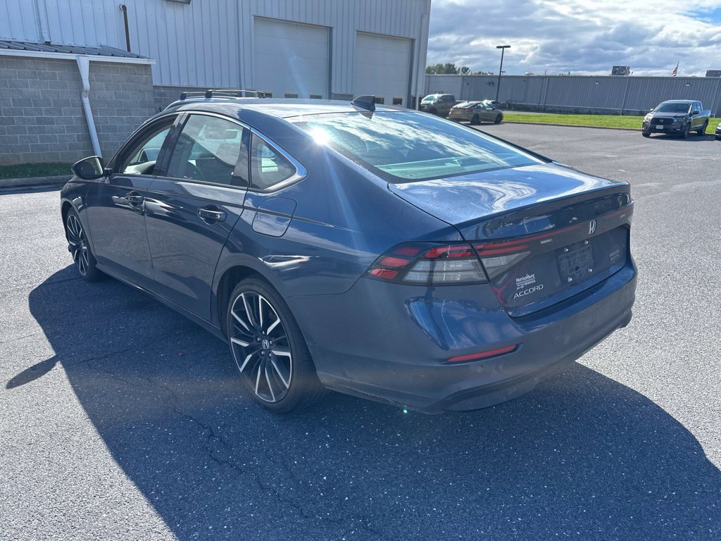 Used 2024 Honda Accord Touring image 5