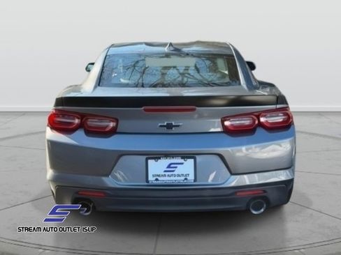 Used 2021 Chevrolet Camaro LT image 5