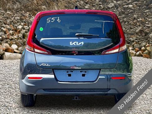 Used 2022 Kia Soul S FWD image 4