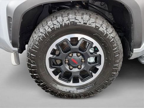 Used 2025 Toyota 4Runner TRD Off-Road Premium image 24