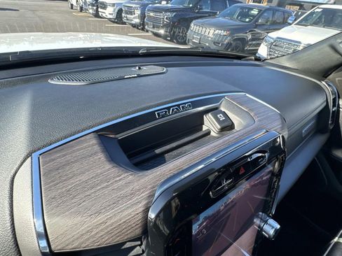 Used 2025 RAM 1500 Laramie image 24