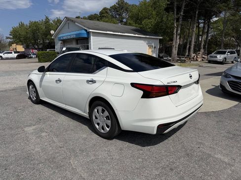 Used 2020 Nissan Altima 2.5 S image 4