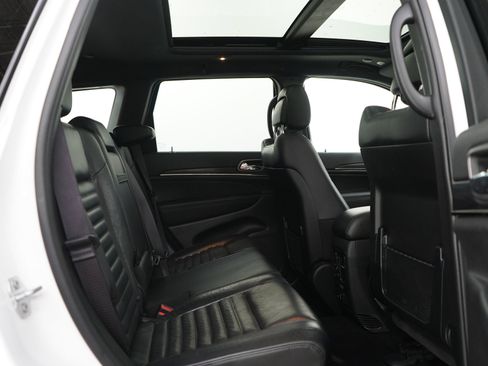Used 2021 Jeep Grand Cherokee Limited X AWD/4WD image 12