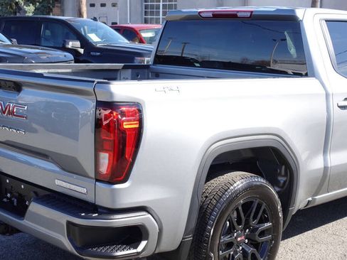 Used 2024 GMC Sierra 1500 Elevation AWD/4WD image 12