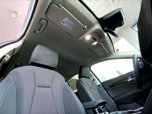 Used 2023 Buick Envision Preferred w/ Sport Touring Package image 14