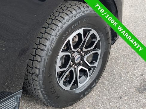 Certified 2024 Ford Expedition Max XLT image 12