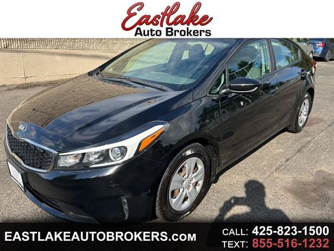 Used 2017 Kia Forte LX FWD image 1