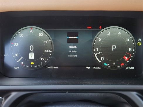 New 2026 Land Rover Defender 130 X-Dynamic SE image 11