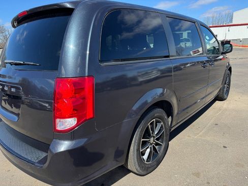 Used 2014 Dodge Grand Caravan SXT w/ Quick Order Package 29G SXT image 11