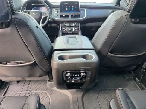 Used 2024 Chevrolet Suburban RST w/ Sport Performance Package image 18