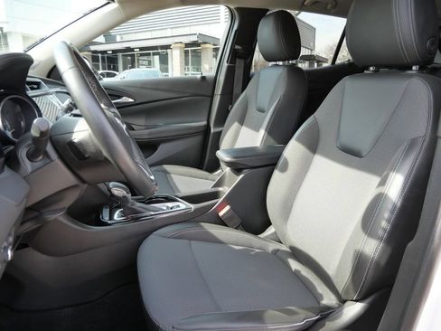 Used 2023 Buick Encore GX Select AWD/4WD image 30