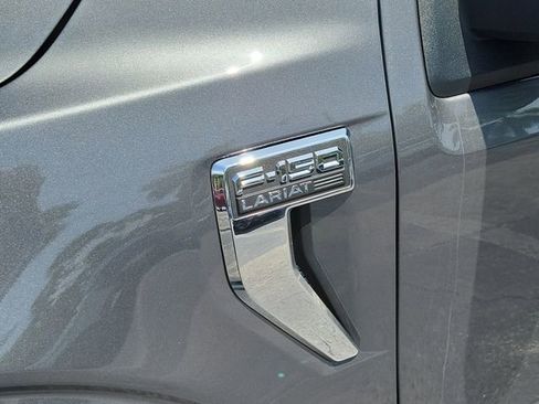 Used 2021 Ford F150 Lariat RWD image 8