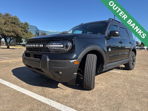 Used 2025 Ford Bronco Sport Outer Banks image 9
