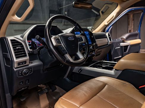 Used 2022 Ford F350 Lariat w/ Tremor Off-Road Package image 15