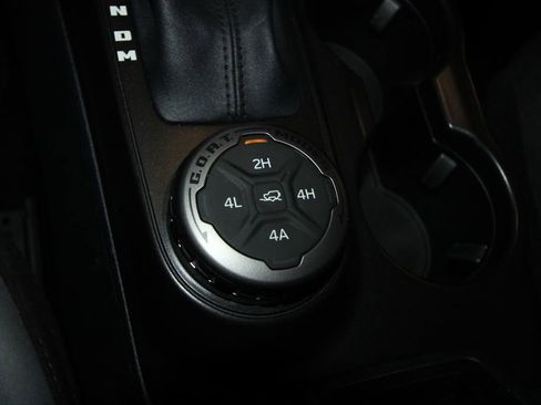 Used 2023 Ford Bronco Black Diamond image 19