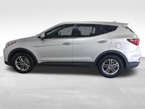 Used 2017 Hyundai Santa Fe Sport FWD image 8