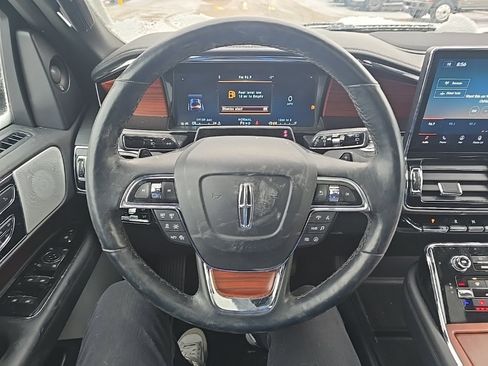 Used 2024 Lincoln Navigator Reserve w/ Equipment Group 201A image 21