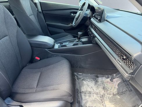 Used 2023 Honda Accord LX image 20
