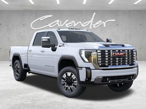 New 2026 GMC Sierra 2500 Denali w/ Denali Reserve Package AWD/4WD image 7