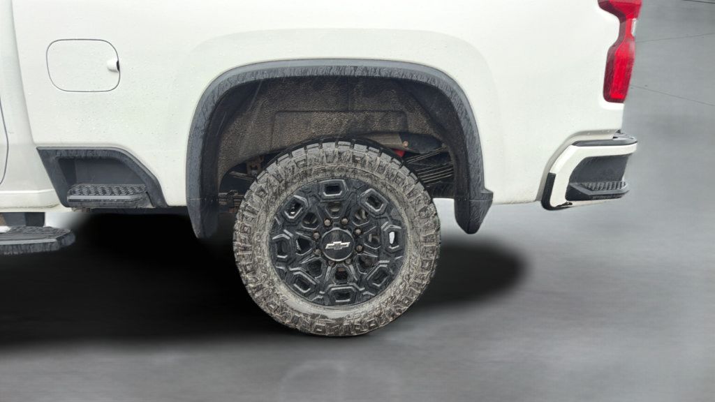 Used 2020 Chevrolet Silverado 3500 High Country w/ Z71 Off-Road Package AWD/4WD image 12
