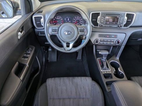 Used 2017 Kia Sportage LX image 13