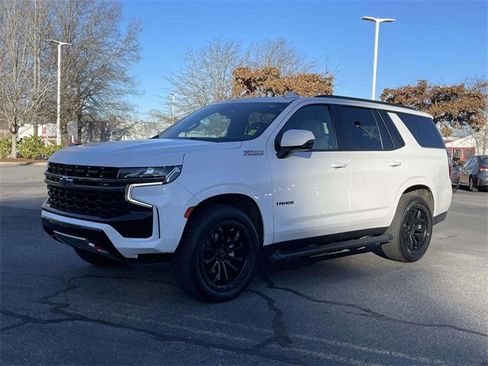 Used 2022 Chevrolet Tahoe Z71 w/ Z71 Off-Road Package image 1