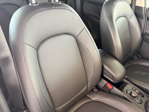 Used 2019 MINI Cooper Countryman FWD image 25